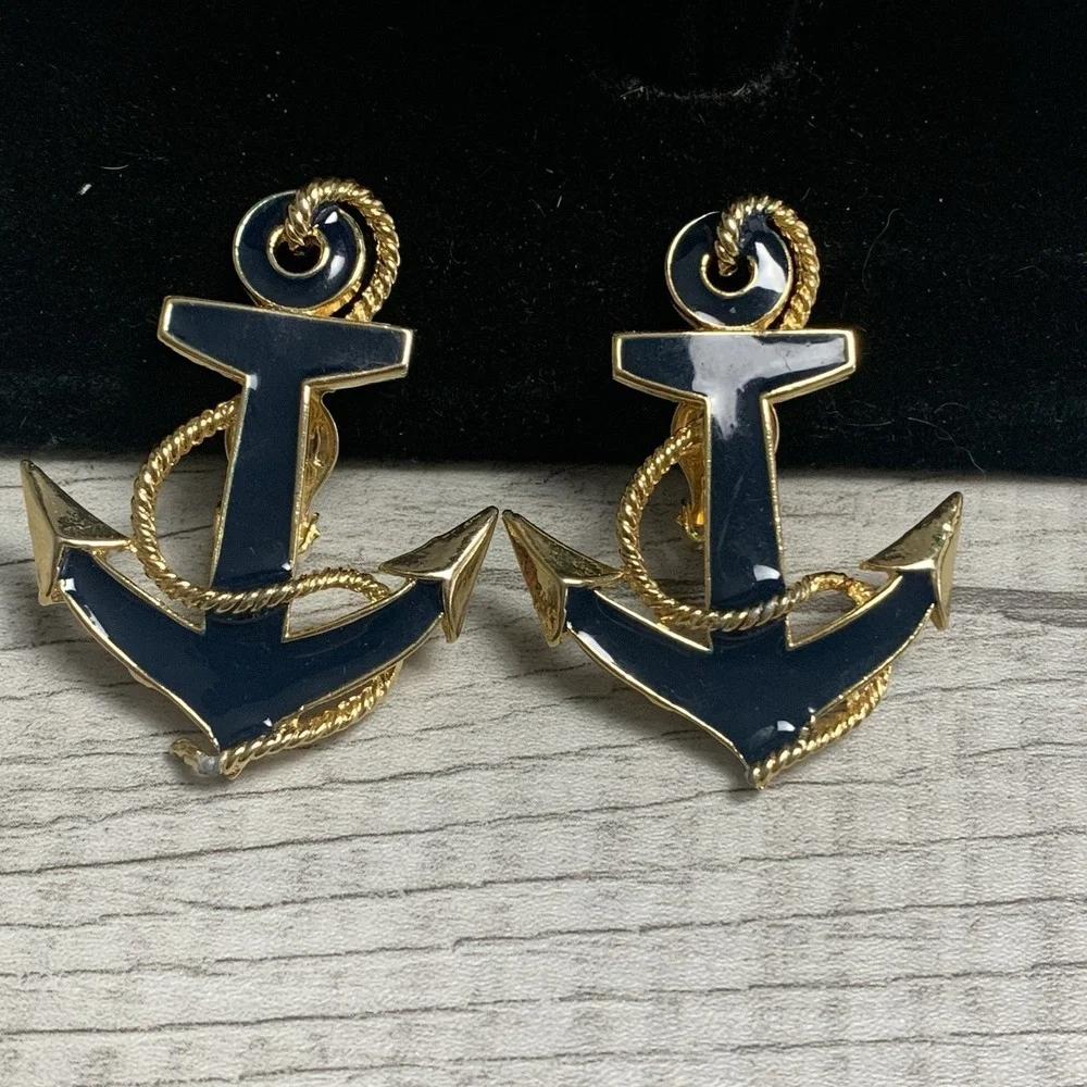 Earrings‎ Blue  Enamel Clip On Gold Tone Rope Around Anchor Sea Nautical Captain